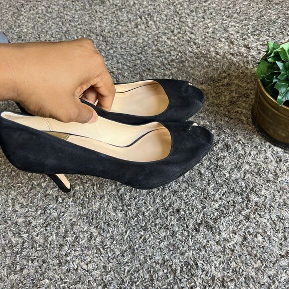 Cole Haan NikeAir Heels Pumps Womens Open Peep Toe Suede Career Business 8.5 B - Picture 4 of 9